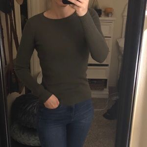 EXPRESS fitted crew neck sweater camo green size S